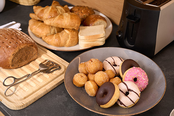 Reichhaltiges Frühstücksbuffet